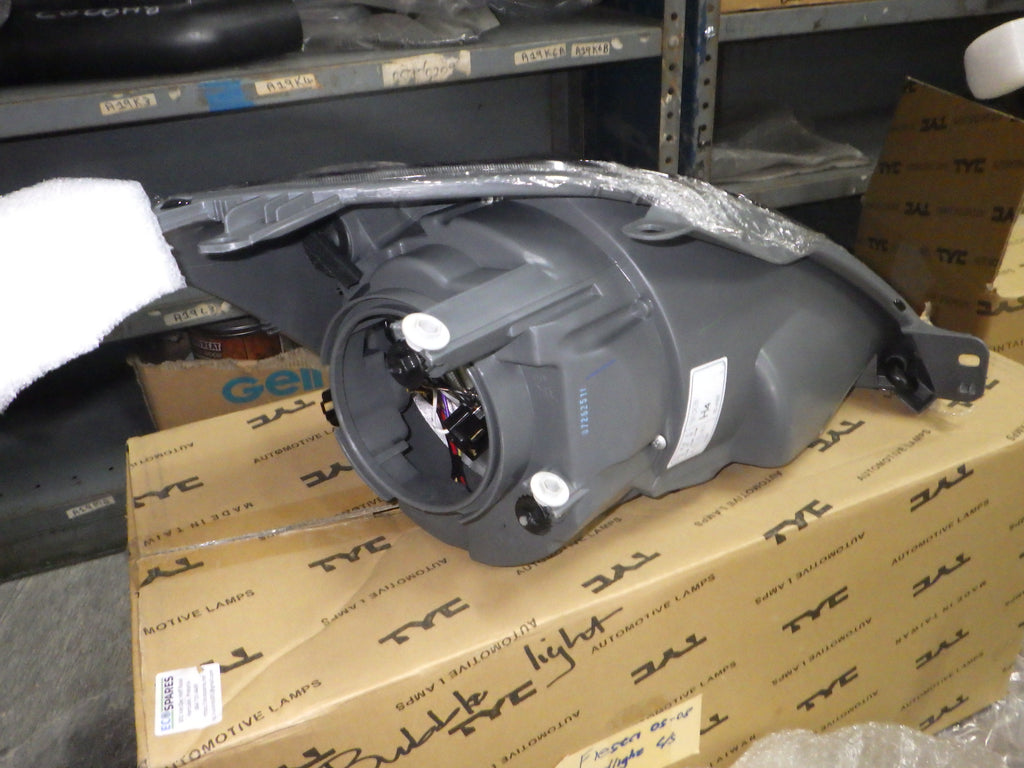 Ford Fiesta 2006-2008 Left Headlight (TYC)