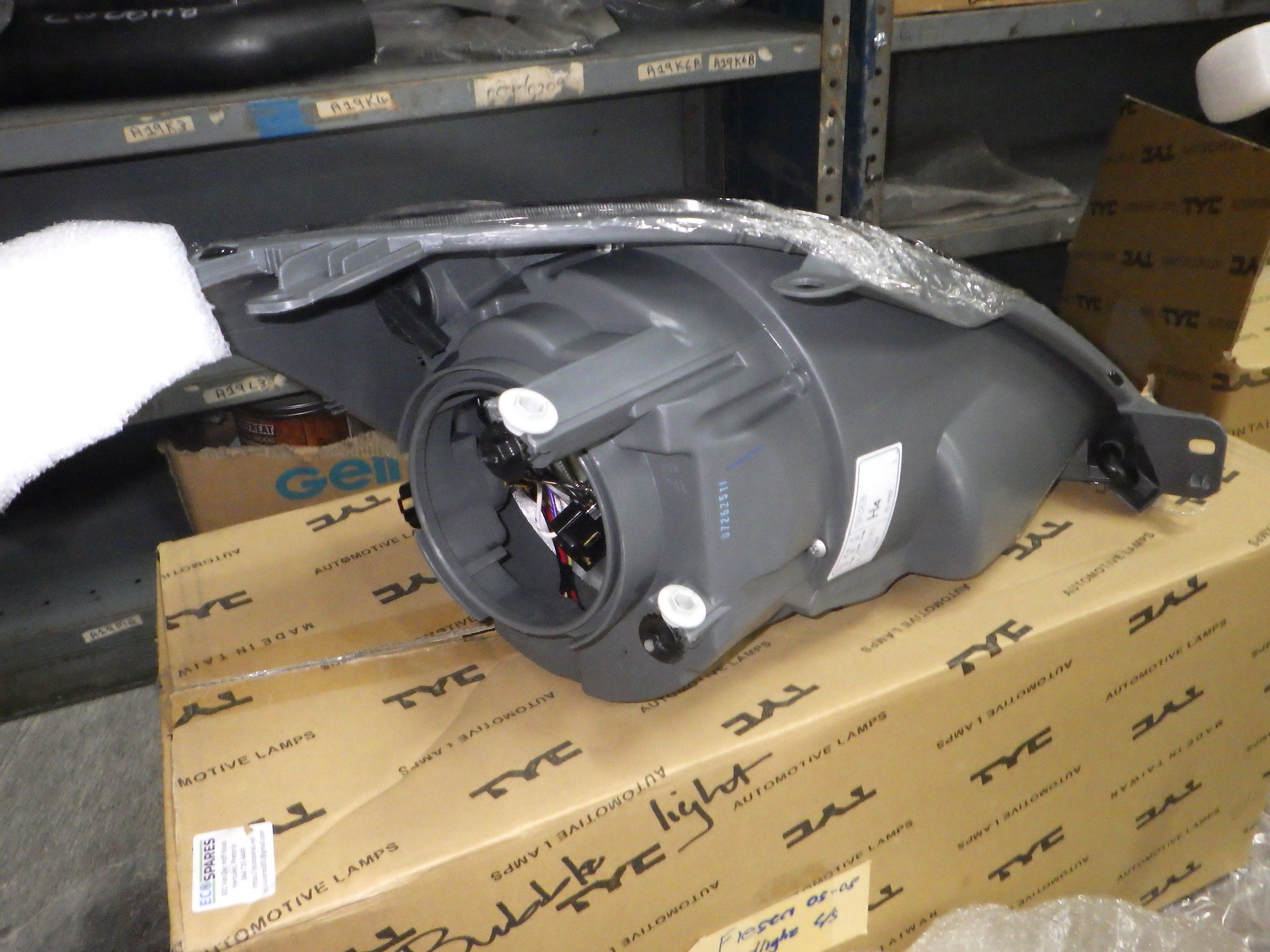 Ford Fiesta 2006-2008 Left Headlight (TYC)