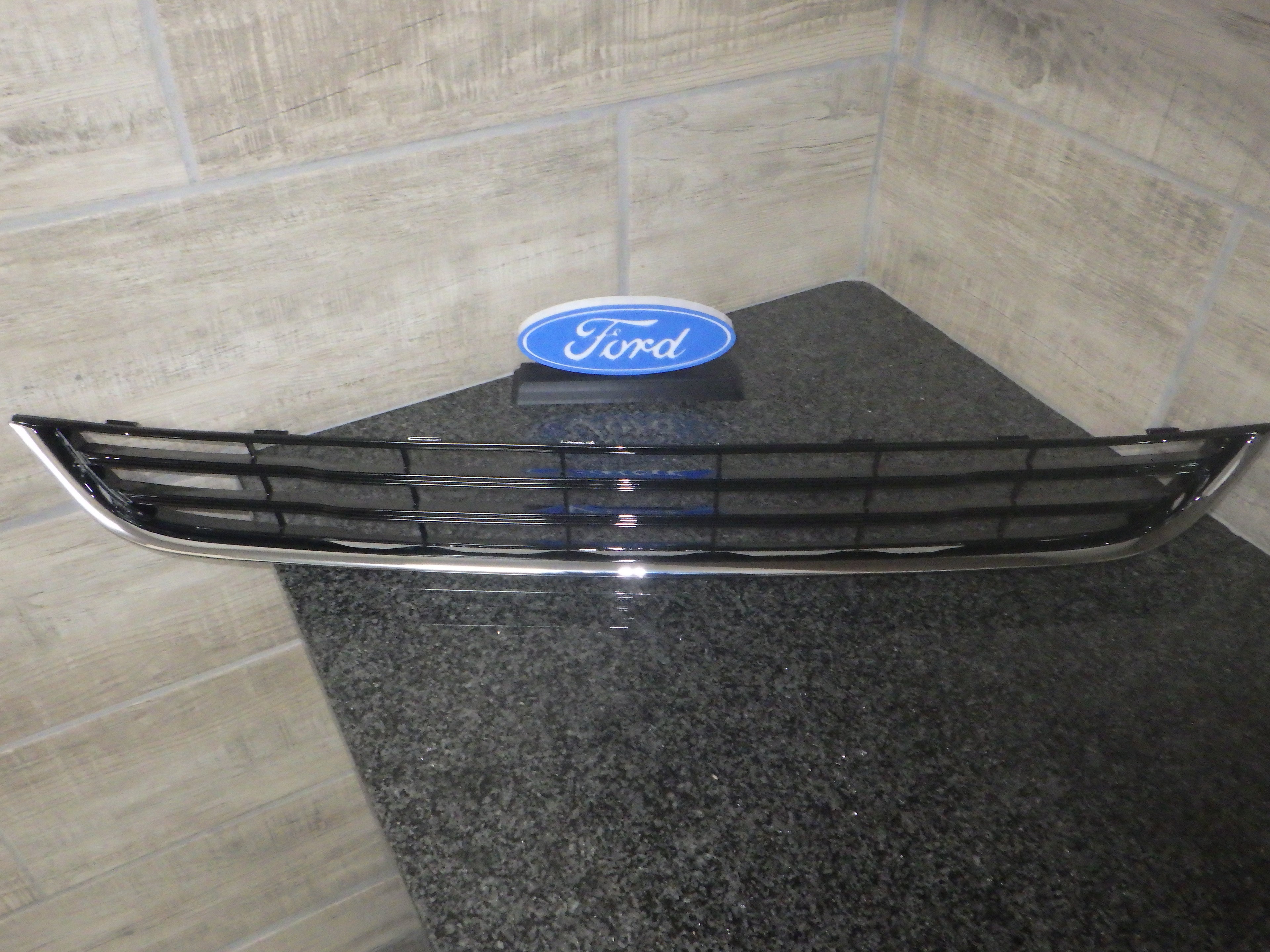 Lower Bumper Grille – Ford Fiesta (2013-2018)